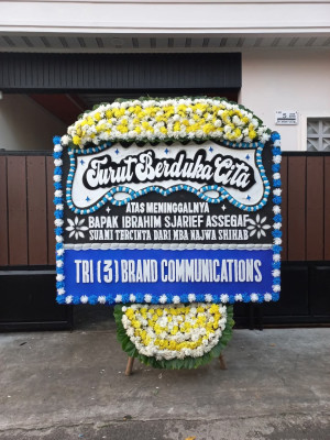 Papan Bunga Duka di 28 Ilir